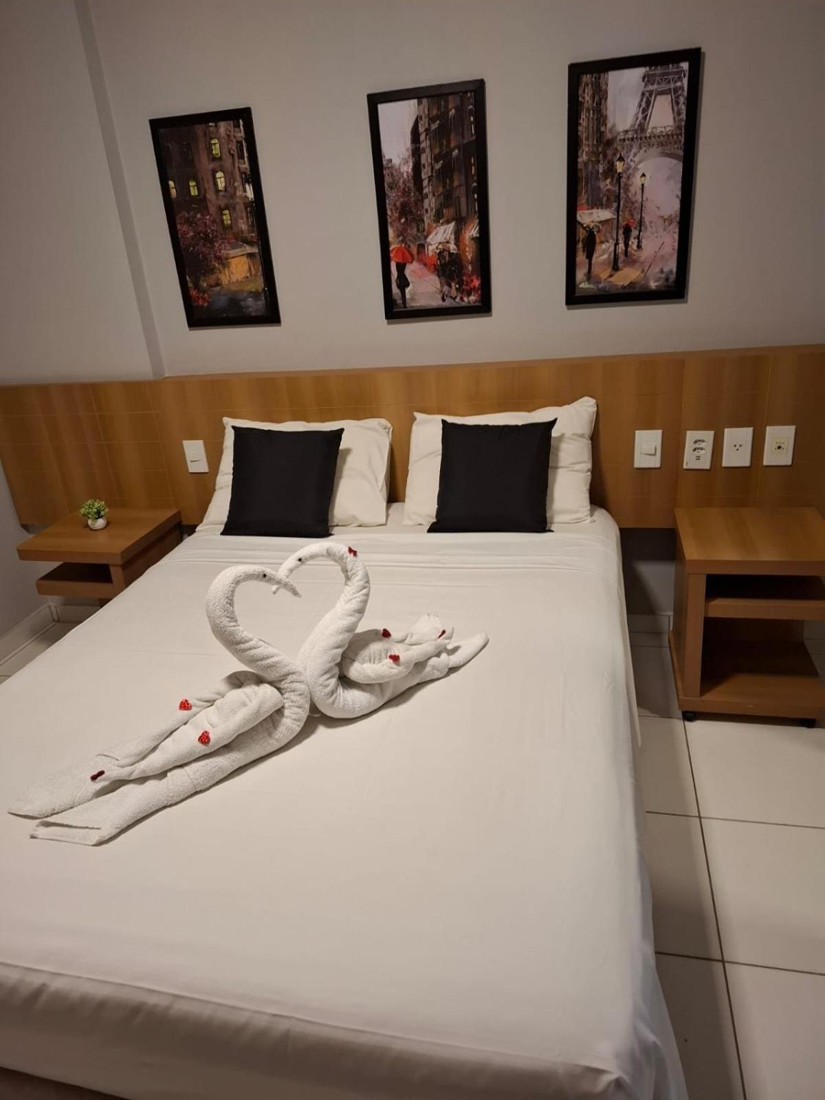 Golden Dolphin Resort - Grand & Express - Caldas Novas - Com Tv A Cabo - Aguas Termais Extérieur photo